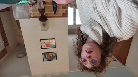 Snapshot of prxscillia_tx chatting on 02/19/26, 11:06 prxscillia_tx online show from 02/19/26, 11:06