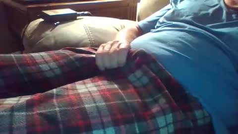 Snapshot of ps2005 chatting on 10/30/25, 08:31 PS2005 online show from 10/30/25, 08:31