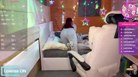 Queen of Pain online show from 02/17/25, 09:56