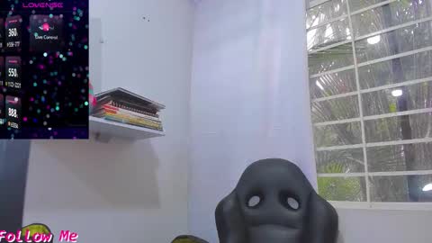 psique_naughty2 online show from 10/02/25, 12:34