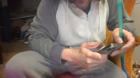 Snapshot of pspee313 chatting on 03/01/25, 06:32 pspee313 online show from 03/01/25, 06:32