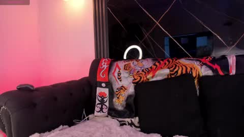 Snapshot of psychodoll_11 chatting on 06/07/26, 03:43 psycodoll online show from 06/07/26, 03:43
