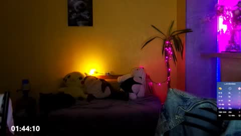 Snapshot of psyheya chatting on 02/21/26, 10:11 LUCY ----- online show from 02/21/26, 10:11