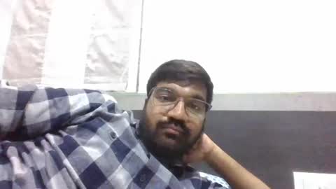 Snapshot of ptl1711 chatting on 01/04/25, 12:16 ptl1711 online show from 01/04/25, 12:16