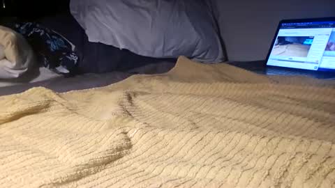 ptut82 online show from 11/27/25, 08:16