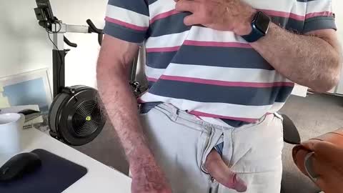 Snapshot of puffiest chatting on 12/26/24, 11:13 puffiest online show from 12/26/24, 11:13