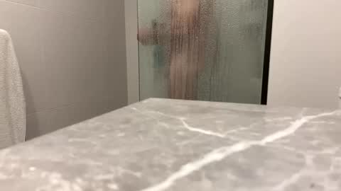 Snapshot of puffiest chatting on 10/13/25, 03:28 puffiest online show from 10/13/25, 03:28