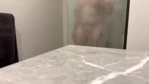 Snapshot of puffiest chatting on 10/26/25, 04:18 puffiest online show from 10/26/25, 04:18