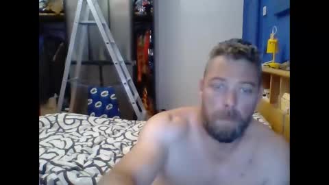 pug2222 online show from 09/15/25, 10:32