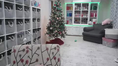 Puggie -  online show from 12/07/24, 04:14