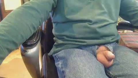 pulltoy1 online show from 01/06/25, 09:00