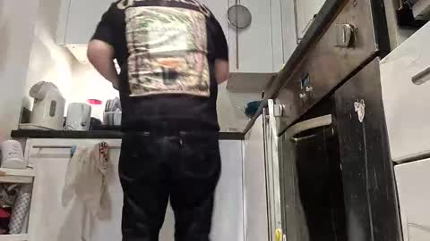 Snapshot of pulpdiction2 chatting on 02/03/26, 09:47 Pulp online show from 02/03/26, 09:47