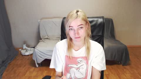 Polly online show from 12/17/24, 12:00