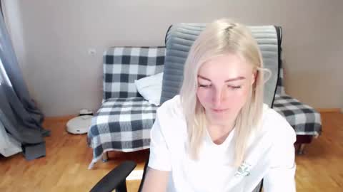 Polly online show from 03/27/26, 06:30