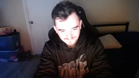 Snapshot of pumpkin_smash69 chatting on 11/18/25, 11:36 pumpkin_smash69 online show from 11/18/25, 11:36