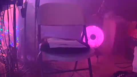 Snapshot of punkrunr083 chatting on 11/09/25, 08:56 punkrunr083 online show from 11/09/25, 08:56