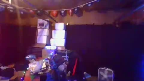 Snapshot of punkrunr083 chatting on 02/24/26, 08:01 punkrunr083 online show from 02/24/26, 08:01