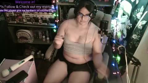 Snapshot of pup_cup69 chatting on 11/20/25, 09:03 Pup Cup69 online show from 11/20/25, 09:03