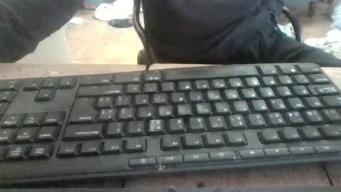 pup_y online show from 11/09/25, 07:17