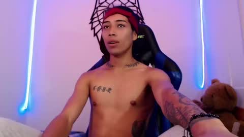 Cris online show from 02/21/25, 02:59