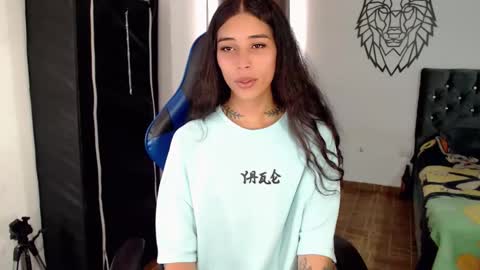 Cris online show from 12/01/25, 07:08