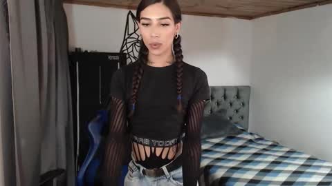 Cris online show from 03/12/26, 06:14