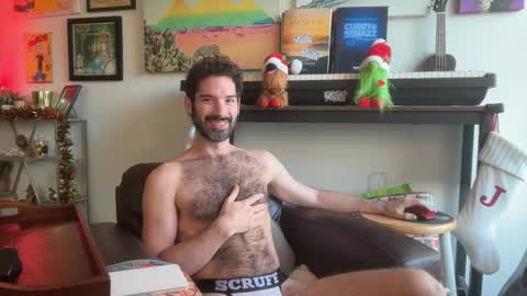 Pup Scritch online show from 12/17/25, 04:02