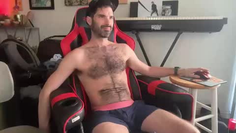 Pup Scritch online show from 03/19/26, 03:38