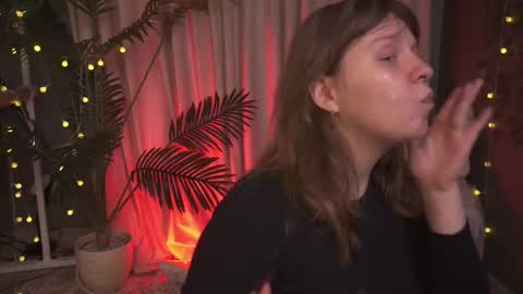 constant schedule Wednesday  Friday  Saturday  Sunday  The Rosemarie online show from 12/16/25, 05:34