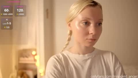 i dont do shows for free. watching here silently and waiting for me to start showing you something for free is useless online show from 12/24/24, 02:44