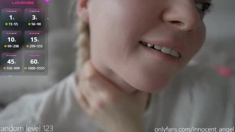 i dont do shows for free. watching here silently and waiting for me to start showing you something for free is useless online show from 02/26/25, 02:36