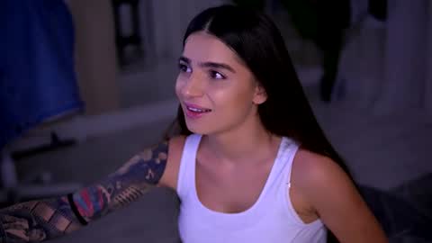 Emily online show from 11/03/25, 04:36