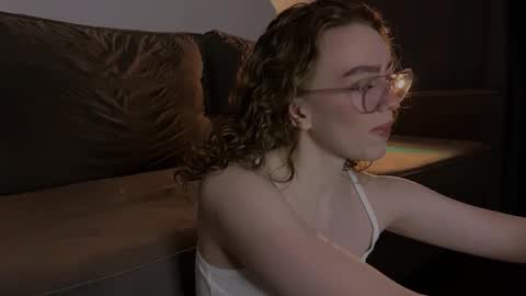 Marie online show from 02/20/25, 10:48