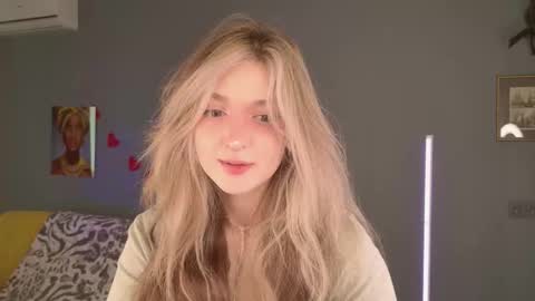 Bella online show from 03/06/26, 05:37