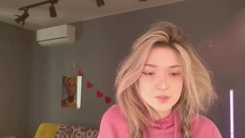 Bella online show from 03/18/26, 05:43