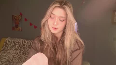 Bella online show from 03/19/26, 05:33