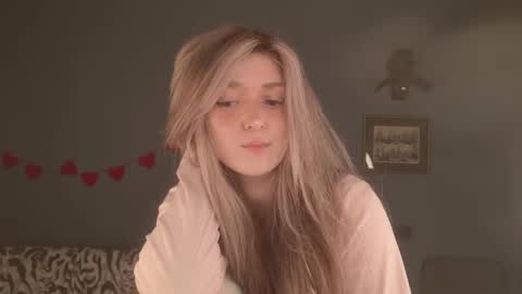 Bella online show from 04/11/26, 05:34