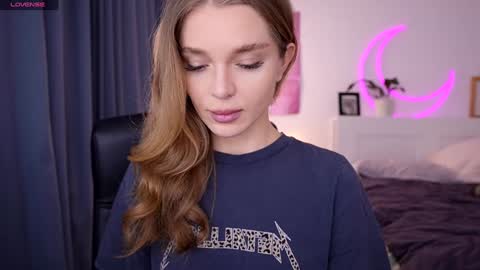 Snapshot of purple_baby chatting on 02/04/25, 04:39 Sasha  wait you here 6 of November. will celebrate my B- day online show from 02/04/25, 04:39