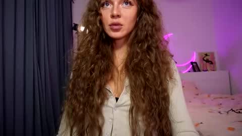 Snapshot of purple_baby chatting on 10/10/25, 01:21 Sasha  wait you here 6 of November. will celebrate my B- day online show from 10/10/25, 01:21