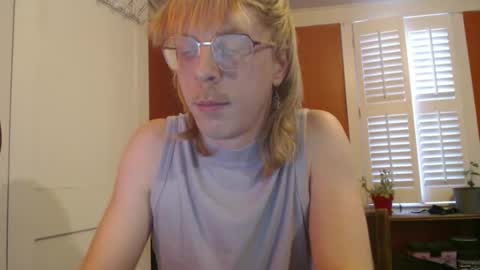 Snapshot of purpleicecream chatting on 02/26/26, 10:31 purpleicecream online show from 02/26/26, 10:31