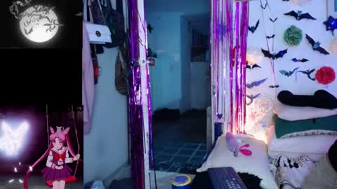 purplekattlyn online show from 12/22/25, 11:46