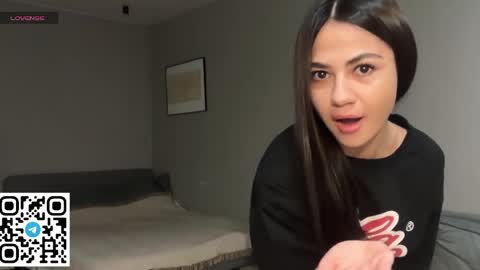 Zendaya online show from 04/11/26, 04:55