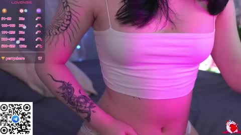 Sophie  Fav patterns 99199444press my buttons  see what happens  online show from 01/15/26, 04:22