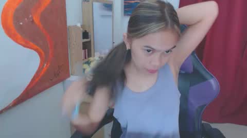 Snapshot of pussiswet_xx chatting on 04/11/26, 11:14 jessy online show from 04/11/26, 11:14