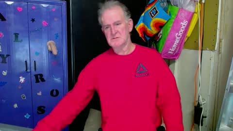 Snapshot of pussy_licker0127 chatting on 02/16/25, 02:20 Mark online show from 02/16/25, 02:20