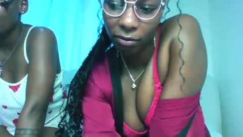 kate and noels online show from 12/15/25, 12:09