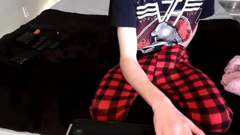 pussylover2182 online show from 12/10/24, 09:33