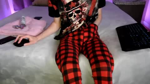 pussylover2182 online show from 12/12/24, 08:03