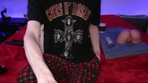 pussylover2182 online show from 03/11/25, 04:54