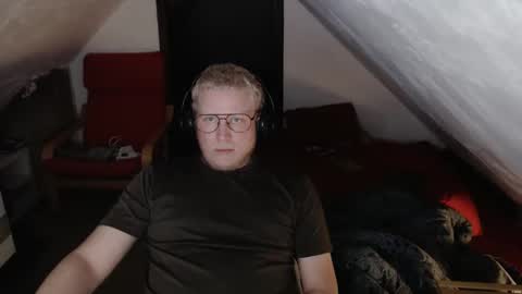 pussylovercb online show from 10/11/25, 08:40